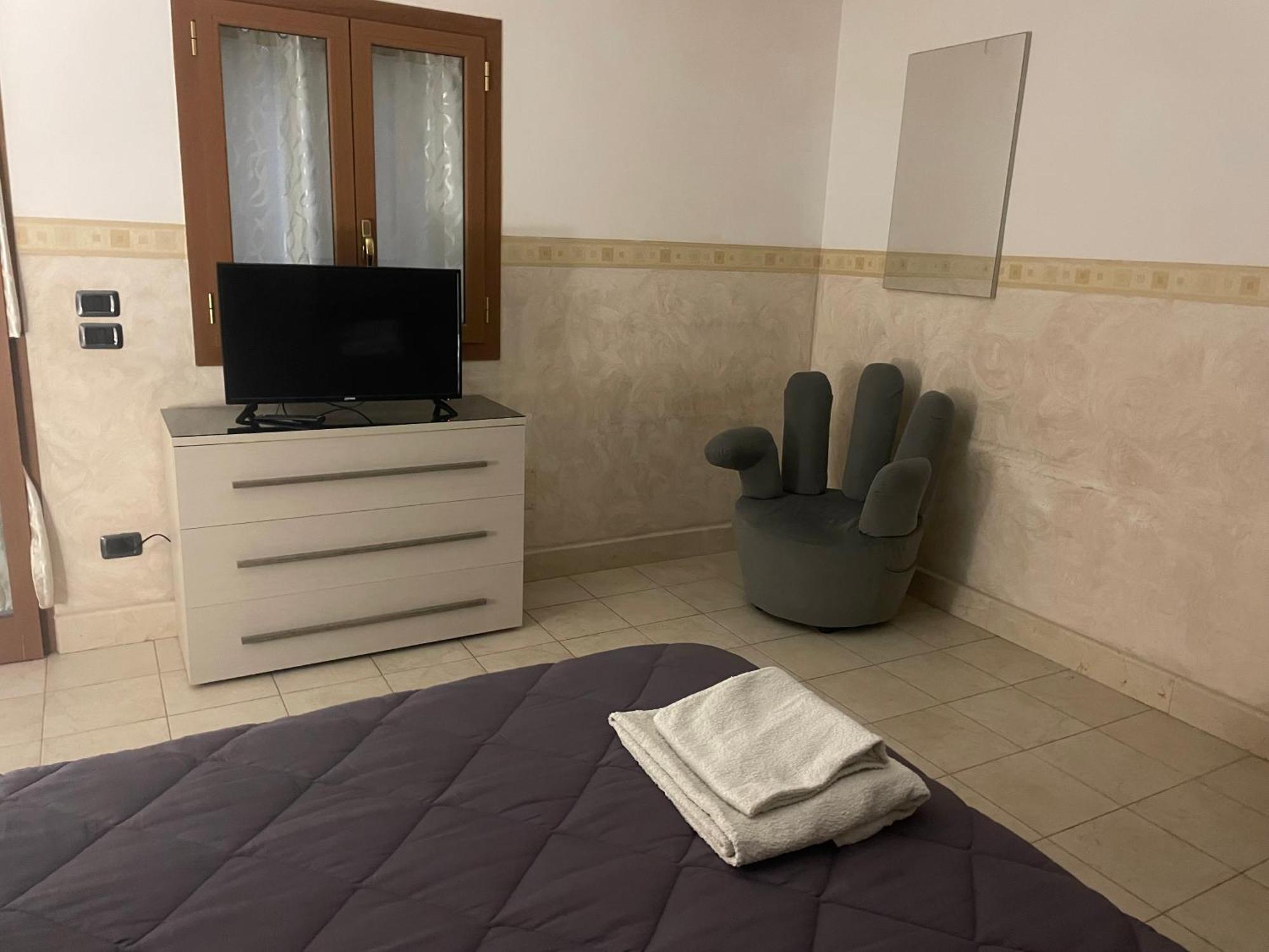 La Dependance Apartman Barletta Kültér fotó
